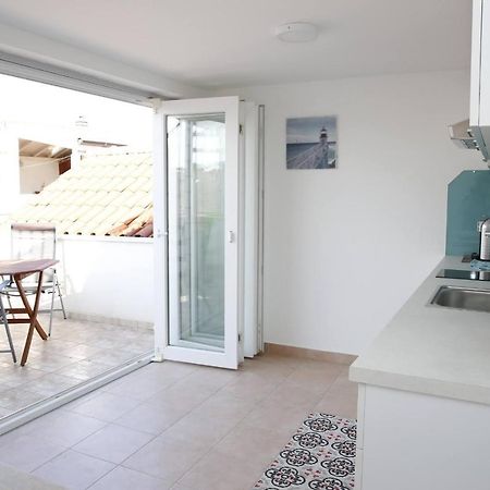 Holiday Home Yan With Bay View Водице Екстер'єр фото