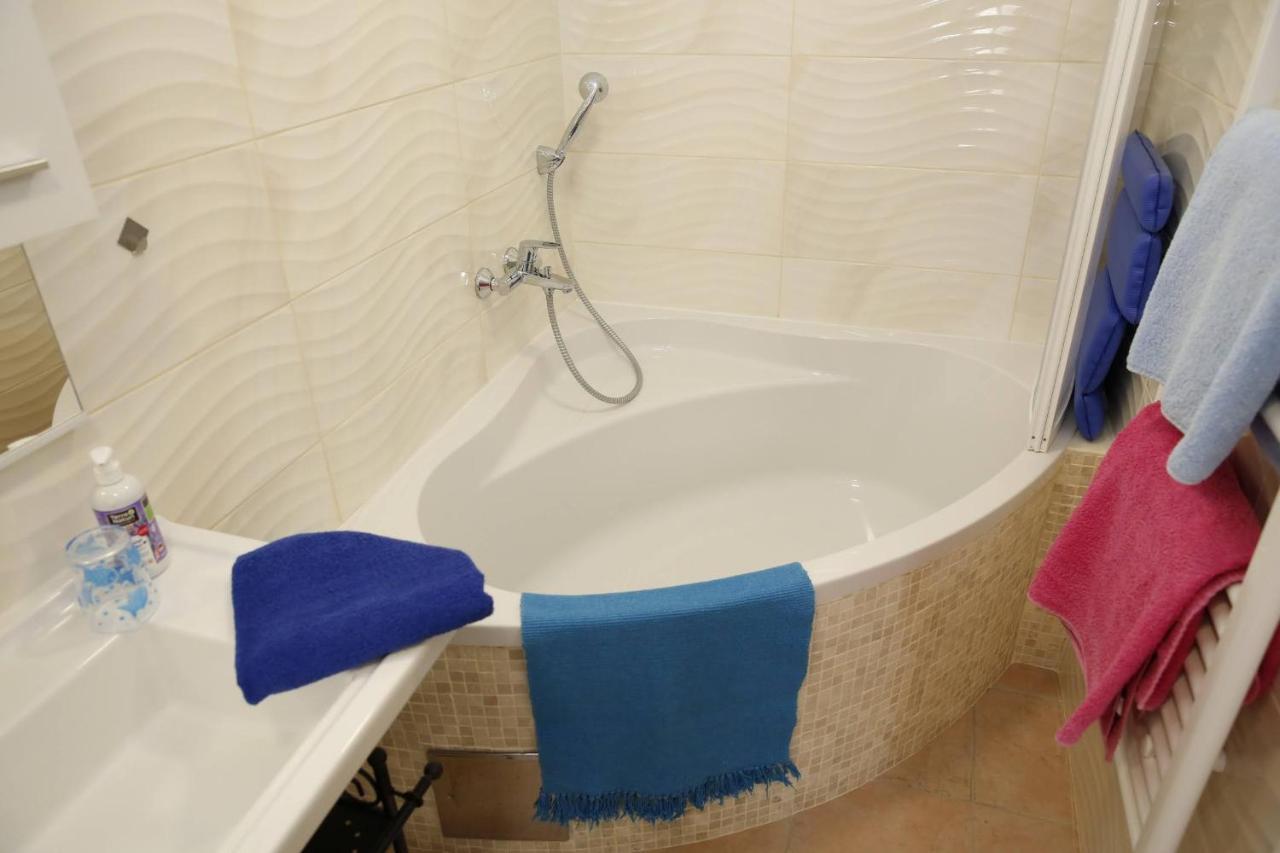 Holiday Home Yan With Bay View Водице Екстер'єр фото
