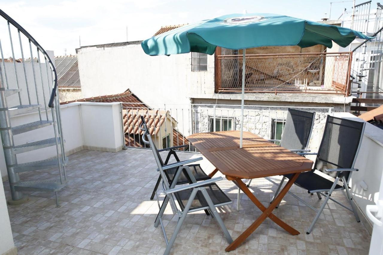 Holiday Home Yan With Bay View Водице Екстер'єр фото