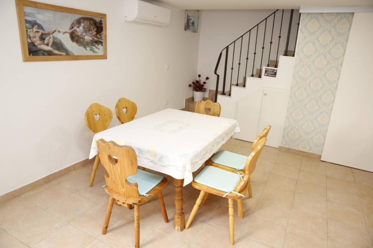 Holiday Home Yan With Bay View Водице Екстер'єр фото